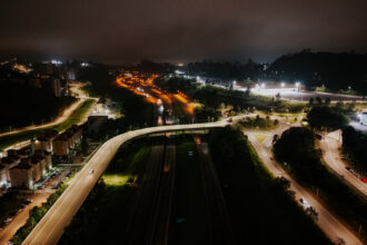 Segurança viária dos bairros Demarchi, Terra Nova e Batistini é reforçada com nova iluminação da alça do Viaduto Terra Nova