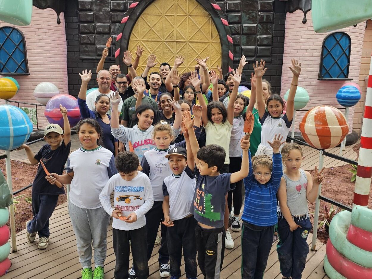 Ribeirão Pires inicia plantio de mudas no Reino Encantado da Vila do Doce