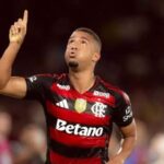 Com gol de Samuel Lino, ex-São Bernardo, Flamengo conquista o Brasileirão