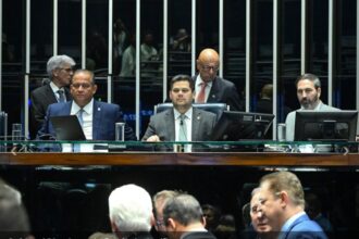 Senado aprova PL da Dosimetria, que reduz pena de Bolsonaro e aliados