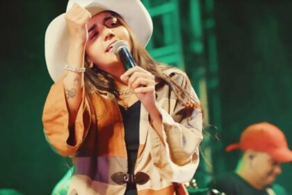 Yasmin Santos comanda a contagem regressiva em festa gratuita que começa às 14h; público pode colaborar com a doação de alimentos