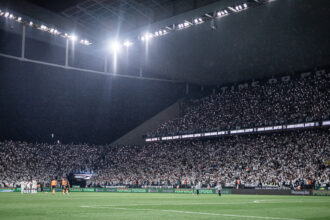 Santos torcida Neo Química Arena