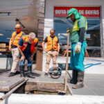 São Bernardo realiza ação integrada de prevenção a alagamentos com a limpeza de bocas de lobo na região central