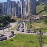 Trânsito na Anchieta sobrecarrega ruas do Jardim Silvina neste sábado