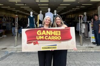 Cliente de Ribeirão Pires ganha carro zero km e sorteio das lojas Pernambucanas