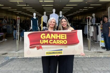 Cliente de Ribeirão Pires ganha carro zero km e sorteio das lojas Pernambucanas