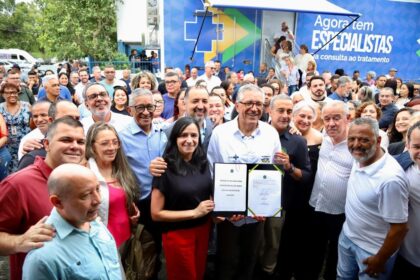 Mauá recebe unidade móvel de exames e convênio de R$ 13 milhões do Governo Federal para a Saúde