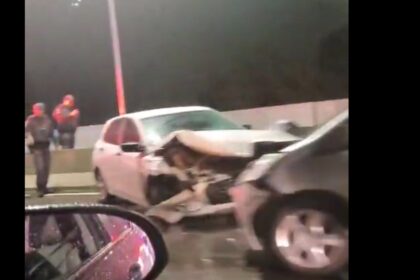 Acidente complica trânsito na alça de acesso à Via Anchieta em São Bernardo