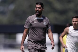 Antonio Oliveira - Corinthians