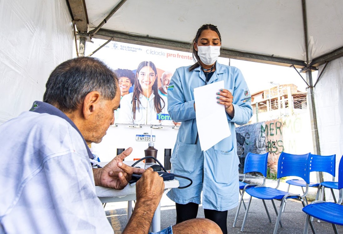 Edital de São Bernardo abre 51 bolsas de pós-graduação para trabalhadores da saúde