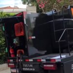 Força-tarefa flagra caminhão abastecendo frota no meio da rua em São Bernardo. Foto: Reprodução/TV São Bernardo