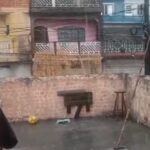 Chuva em Mauá: Volume assustador de água invade residência e assusta moradores no Jardim Zaíra