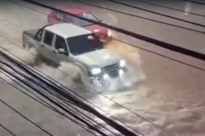 Chuva forte causa pontos de alagamento e interdita trechos de vias em Diadema