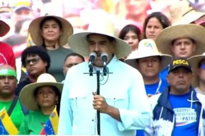 Do deboche à captura: Como Maduro minimizou a ameaça americana dias antes da queda