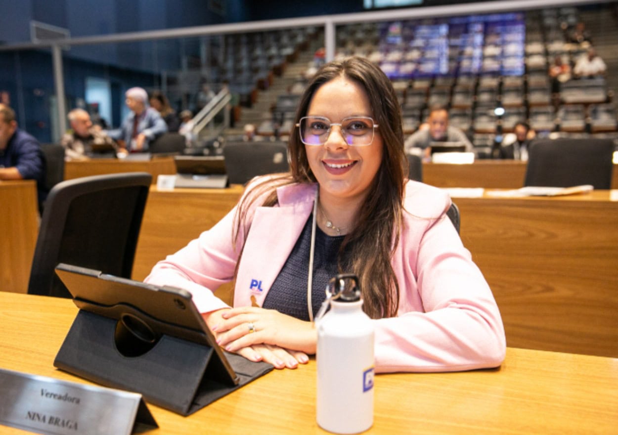 Vereadora de São Bernardo se une a Nikolas Ferreira na 'Caminhada da Liberdade' rumo a Brasília