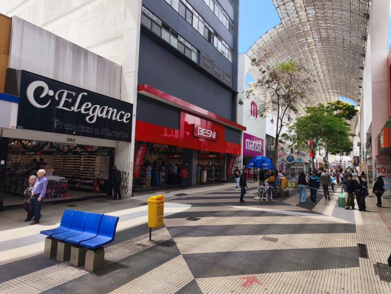 Procon Santo André esclarece consumidores sobre trocas de produtos após festas de fim de ano