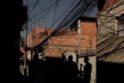 Polícia militar prende homem por porte ilegal de arma de fogo em condomínio de Mauá