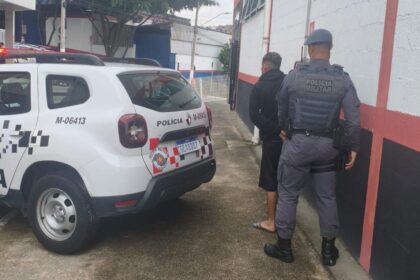 PM prende homem por tráfico de drogas no Baeta Neves