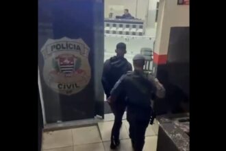 PM intercepta moto adulterada e prende condutor após perseguição em São Bernardo