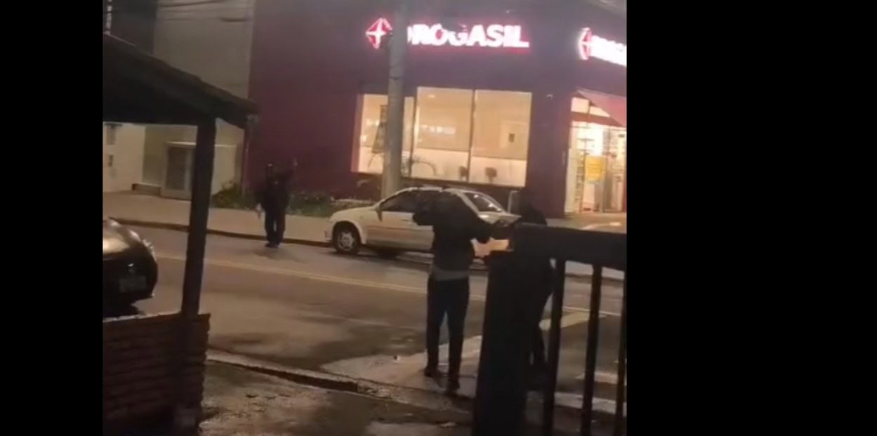 GCM à paisana frustra assalto a farmácia e prende dupla que buscava 'canetas emagrecedoras' em Santo André