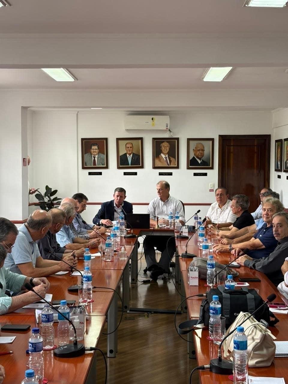 Secretário de Segurança Urbana da capital detalhou estratégia de videomonitoramento inteligente por meio do Smart Sampa aos representantes do setor produtivo andreense nesta quarta-feira (25)