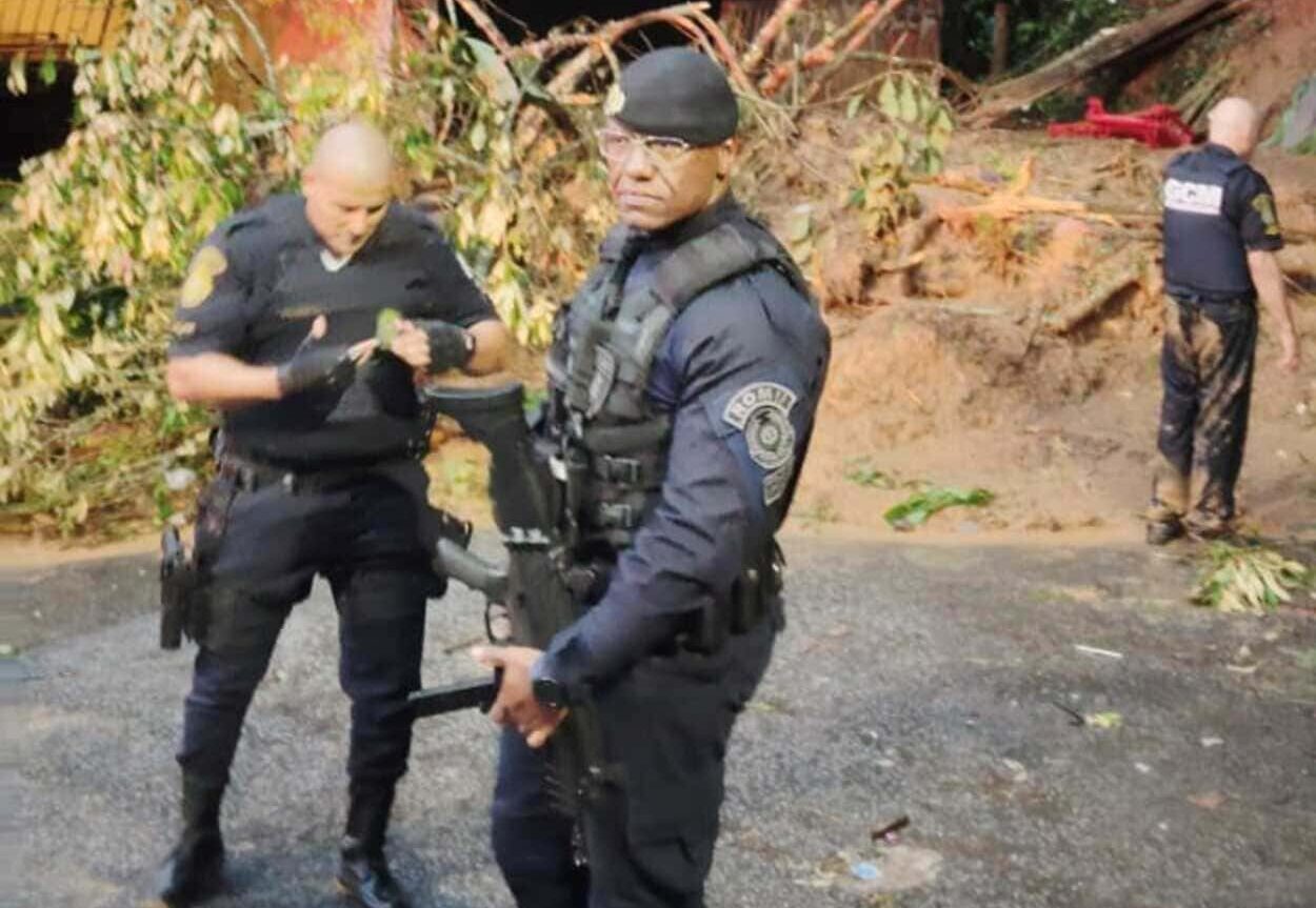 GCM resgata família após deslizamento de terra no Jardim Silvina