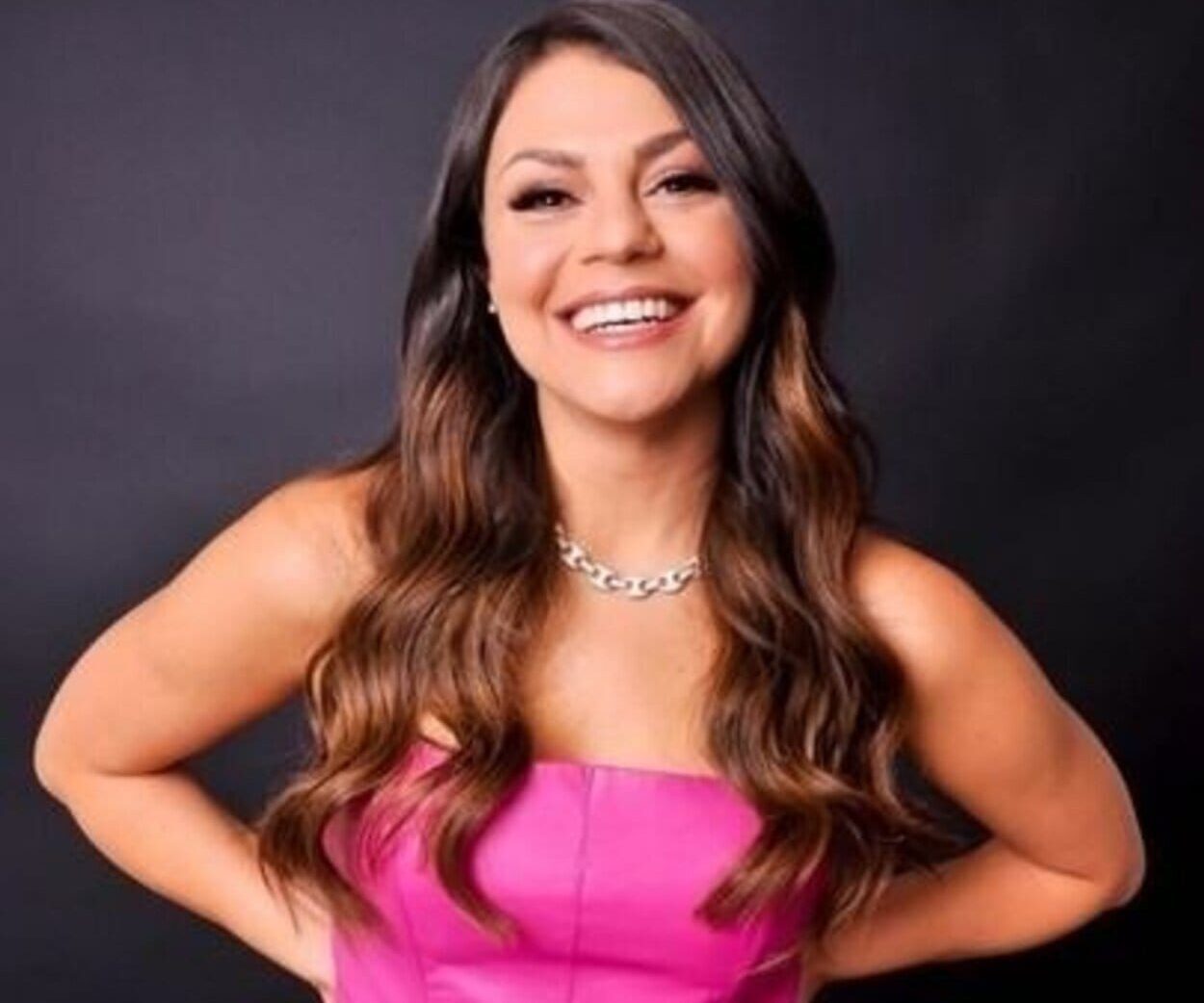 Bruna Louise apresenta o show “Meus 15 Anos” em São Bernardo do Campo no dia 05 de abril