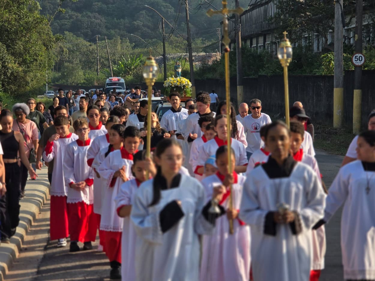 Primeiro dia da Festa de Nossa Senhora do Pilar começou com romarias, bênçãos e celebrações religiosas em Ribeirão Pires