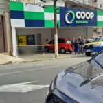Pessoa em situação de rua é encontrada sem vida em frente à Drogaria Coop no Nova Petrópolis