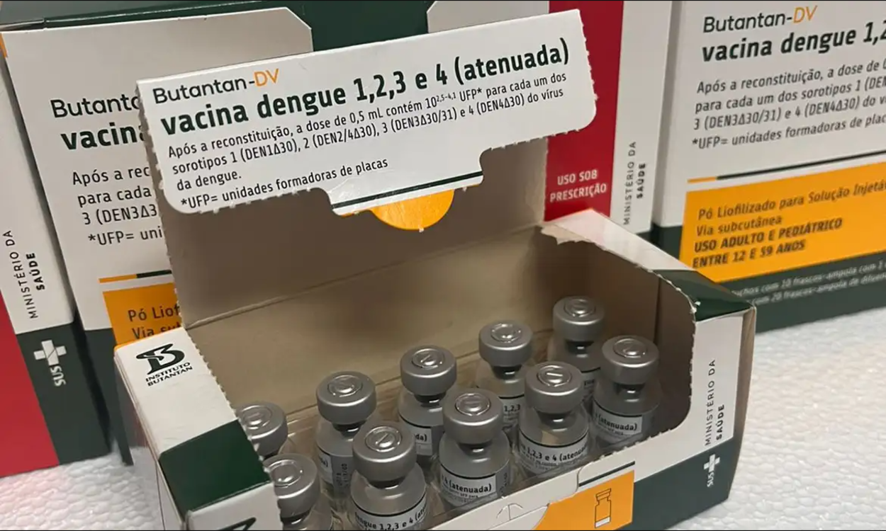 Após dois óbitos, Ministério da Saúde suspende vacina contra a dengue 