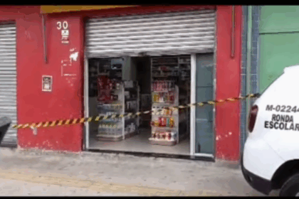 Mulher é baleada pelo ex-companheiro dentro de farmácia em São Miguel Paulista; polícia investiga tentativa de feminicídio
