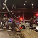 Perseguição policial termina com criminoso preso após bater carro em poste em São Bernardo
