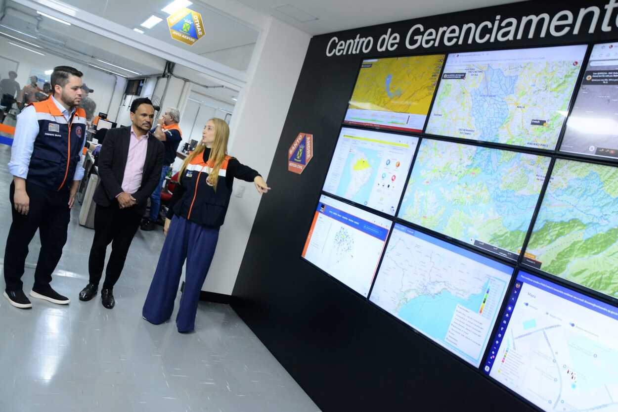 Santo André figura entre 18 cidades brasileiras premiadas pelo Pacto Global de Prefeitos pelo Clima e Energia - prefeito Gilvan na foto