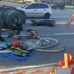 Motociclista morre em acidente com carreta na Estrada dos Alvarengas, em São Bernardo