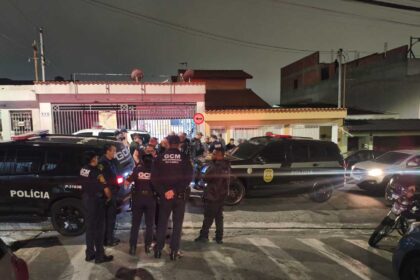 Polícia Civil busca criminosos que balearam agente durante tentativa de roubo em São Bernardo
