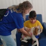 Dentro de ações para humanização da saúde, Hospital de Urgência de São Bernardo recebe visita de cães terapeutas