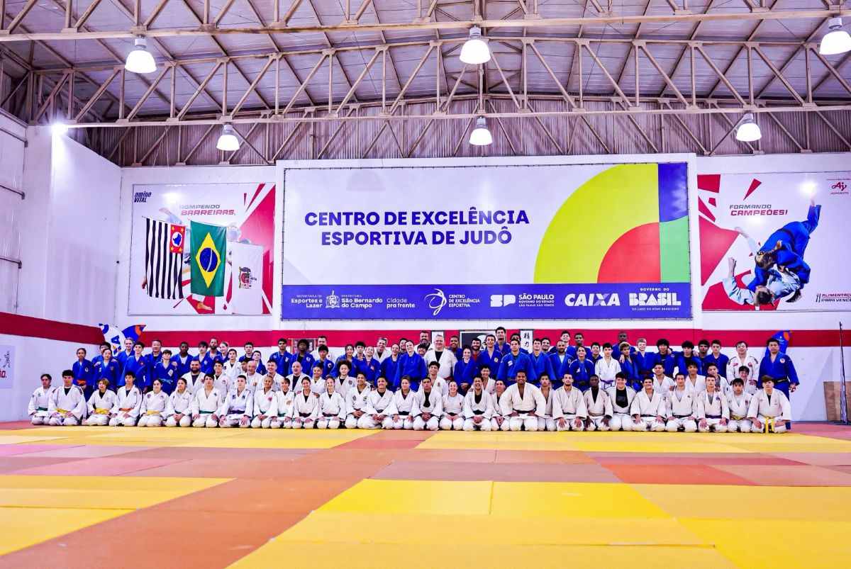 São Bernardo reúne 150 atletas na Arena Caixa para intercâmbio internacional em treinamento de judô