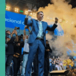 Com apoio de Milei e vídeo do pai, PL oficializa candidatura de Flávio Bolsonaro em convenção