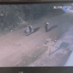 Vídeo mostra autor de tiro contra tenente fugindo em estrada de terra no litoral de SP