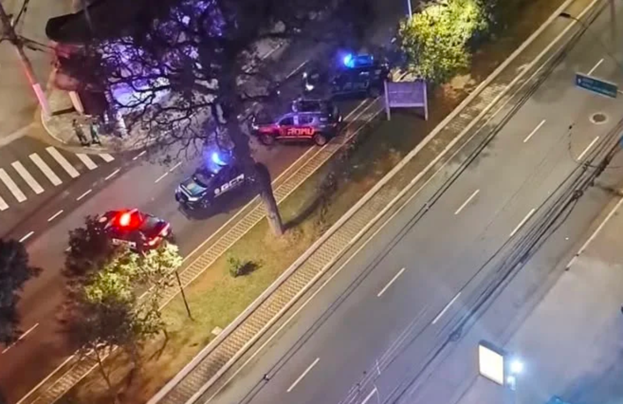 Discussão no trânsito termina com motociclista baleado por GCM em São Bernardo