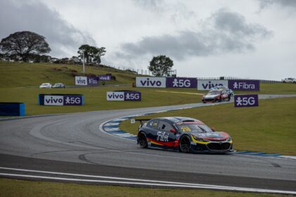 Piloto de Ribeirão Pires, Vinicius Papareli conquista pódios e mantém destaque na Stock Light no Velocittà