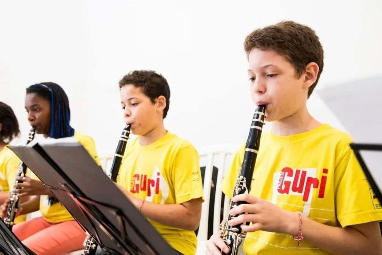 Diadema amplia jornada escolar e leva aulas de música do Projeto Guri para o Ensino Fundamental