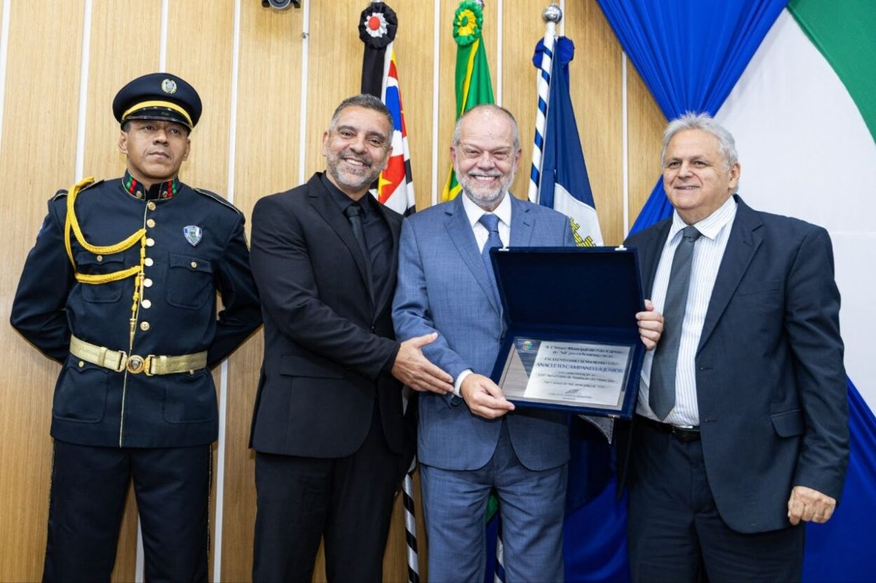 Na sessão solene dos 149 anos, prefeito Tite Campanella destaca São Caetano como a cidade mais segura do Brasil