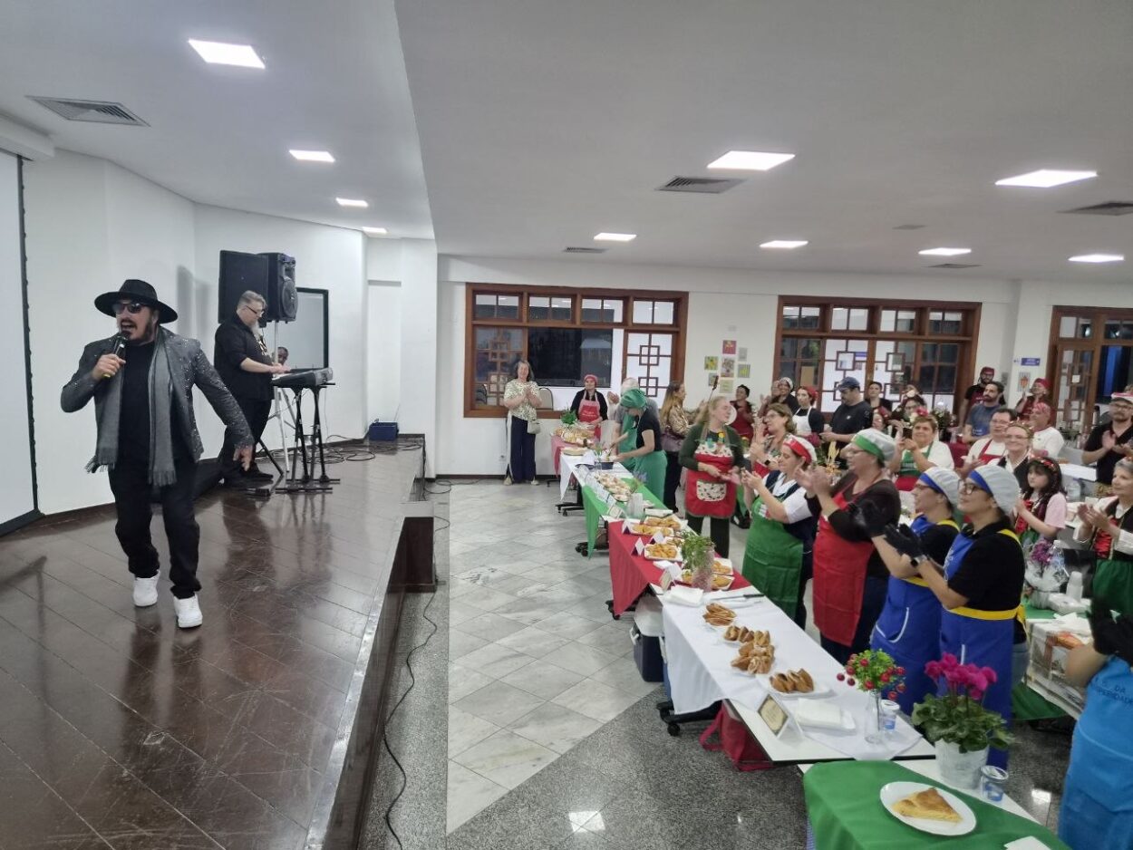 Degustação reuniu autoridades e voluntários no Bairro Fundação para apresentar o cardápio e anúncios como novas entidades 