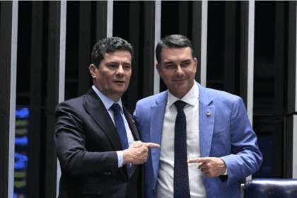 Moraes suspende visitas de Flávio a Bolsonaro por 90 dias; Moro critica decisão e cita as 572 visitas que Lula recebeu. Foto: Agência Senado/Carlos Moura