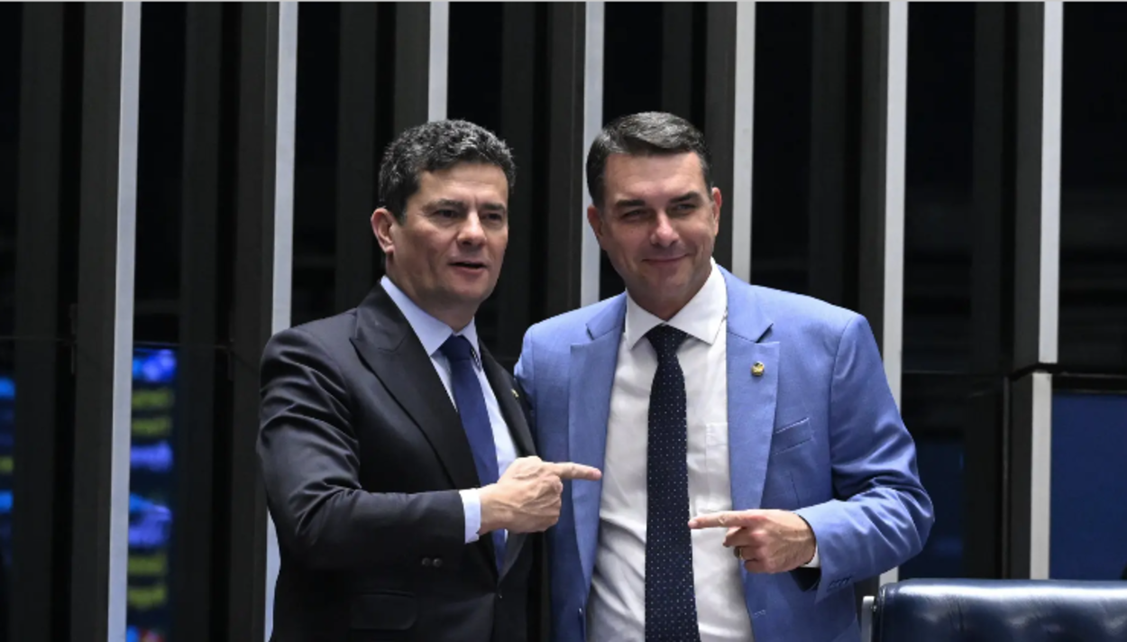 Moraes suspende visitas de Flávio a Bolsonaro por 90 dias; Moro critica decisão e cita as 572 visitas que Lula recebeu. Foto: Agência Senado/Carlos Moura