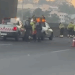 Colisão entre dois carros deixa dois feridos e provoca capotamento na Via Anchieta em São Bernardo