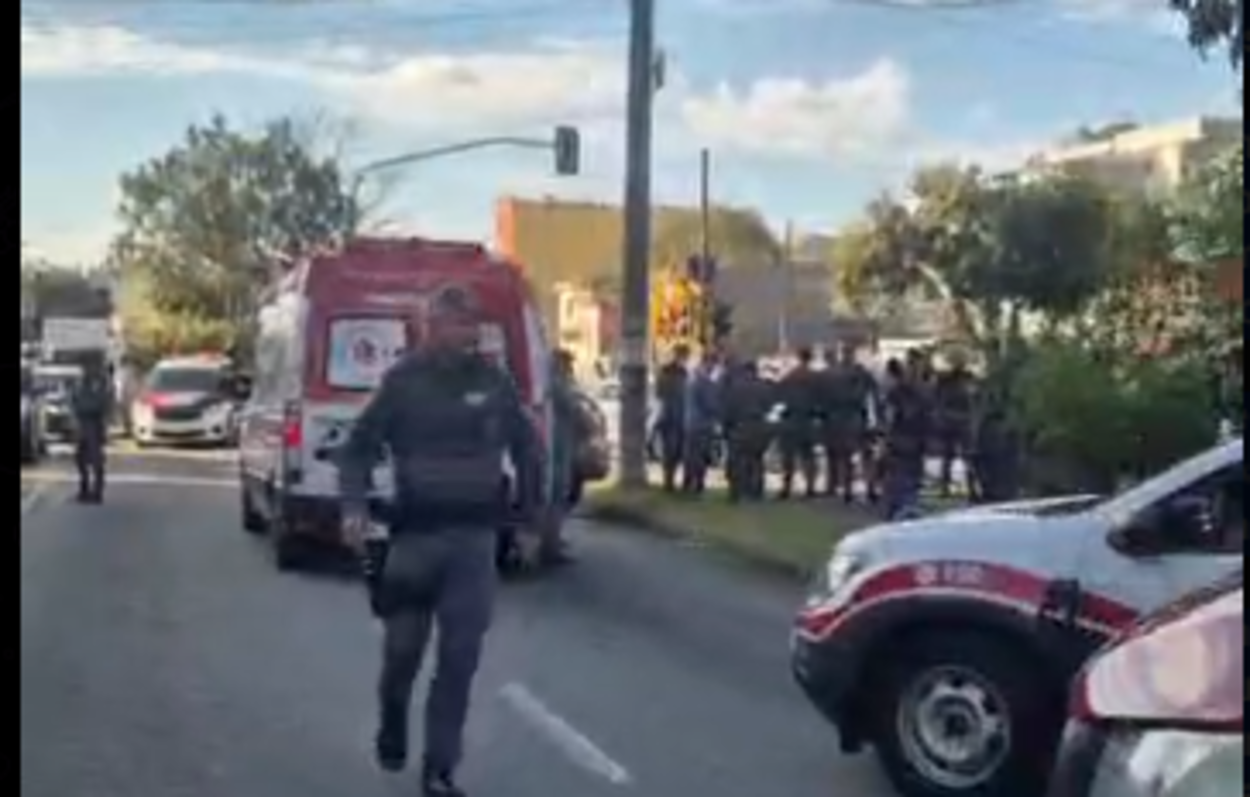 Tentativa de roubo de moto termina com dois suspeitos mortos em confronto com a PM em Santo André