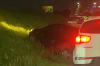 Acidente envolvendo três carros é registrado na alça de acesso à Via Anchieta em São Bernardo