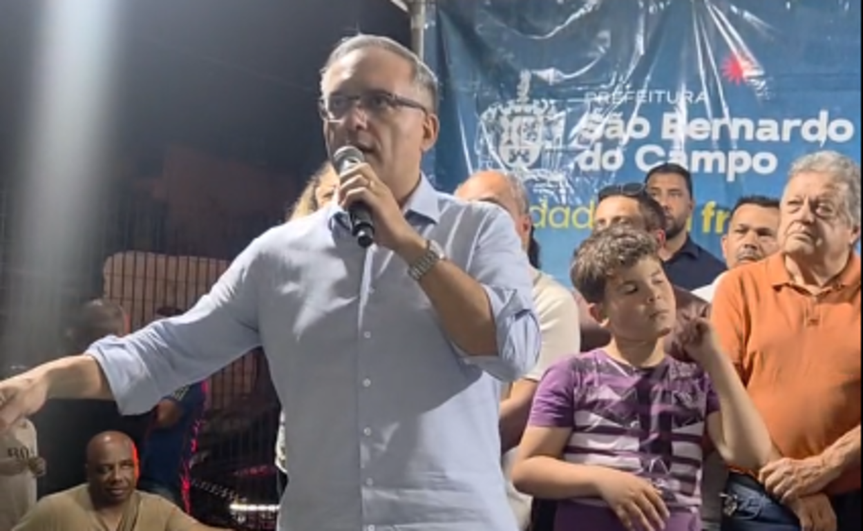 “Não usem crianças para defender o que é ilegal”, diz prefeito após manifestação contra ação da GCM em bailes